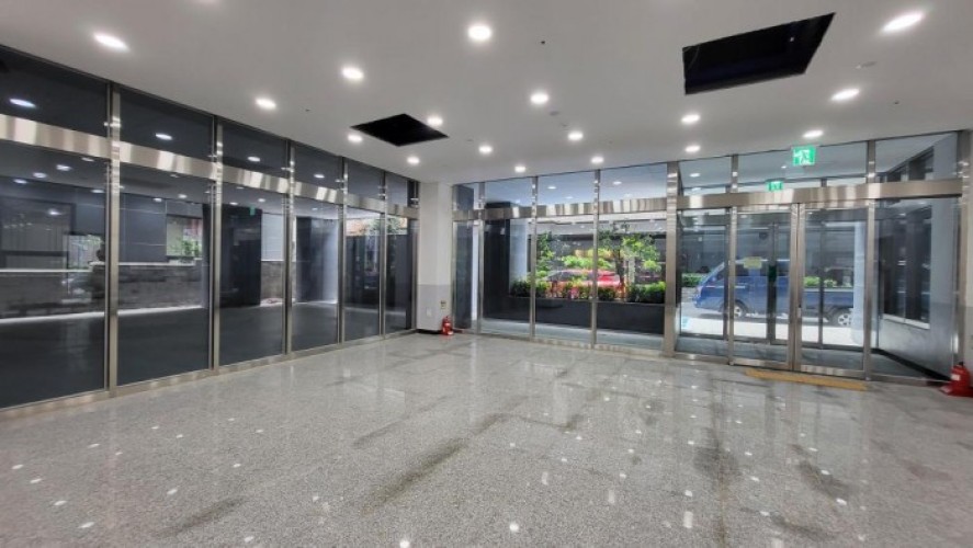 Newly Built Lifestyle Residence, 235 Units