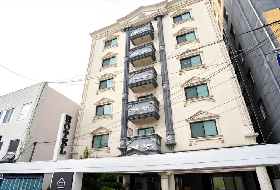 Hotel near Jeju International Airport