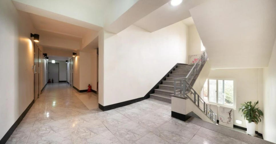 29-Room Clean and Modern Hotel for Sale in Prime Seogwipo Port Location