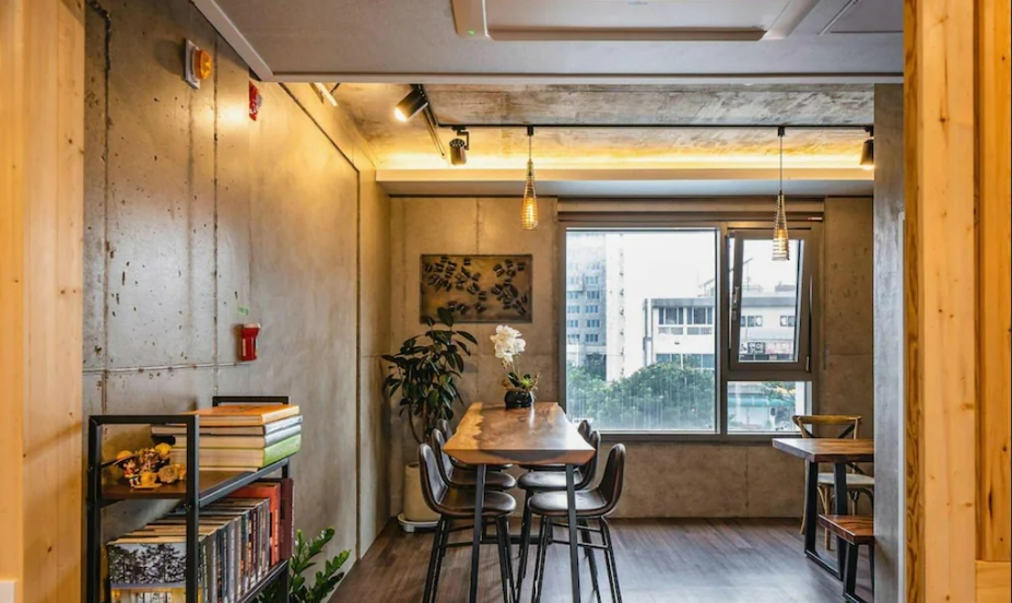 Freehold Sale: 34-Key Hotel in Seogwi-dong CBD, Popular with International Travelers