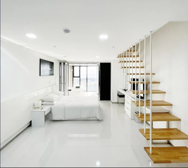 Prime Investment Opportunity: 20-Key New-Condition Hotel for Sale in Jeju Jungmun Tourist Complex