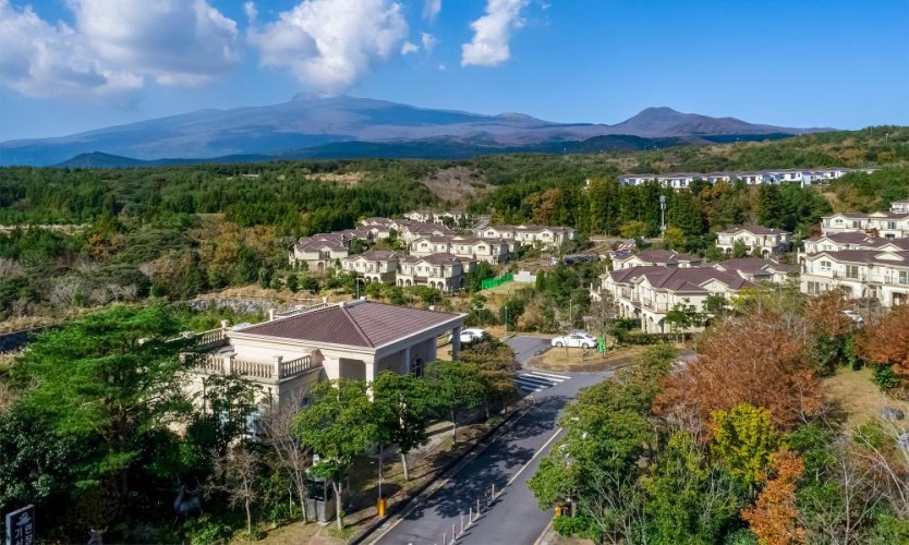 Resort for Sale with Halla Mountain View, Jeju Island