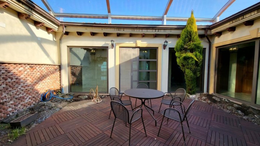 Distressed Sale: Spacious Free-Standing Residence within Jeju arden Hill Resort