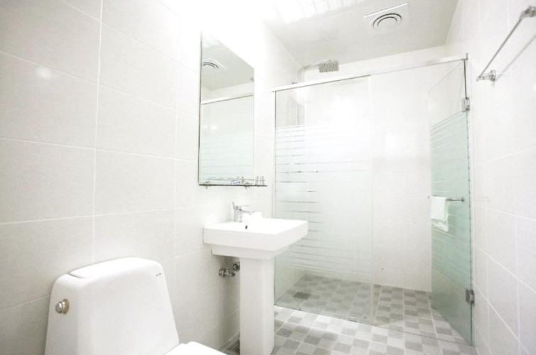 High-Return Hotel for Sale in Jeju City – 38 Guestrooms