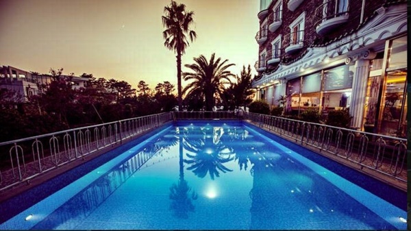 34-Key Ocean-View Hotel for Sale in Aewol, Jeju – Featuring a Large Swimming Pool