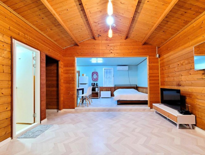 Pension for Sale Near Jeju International Airport — Prime Accessibility Asset