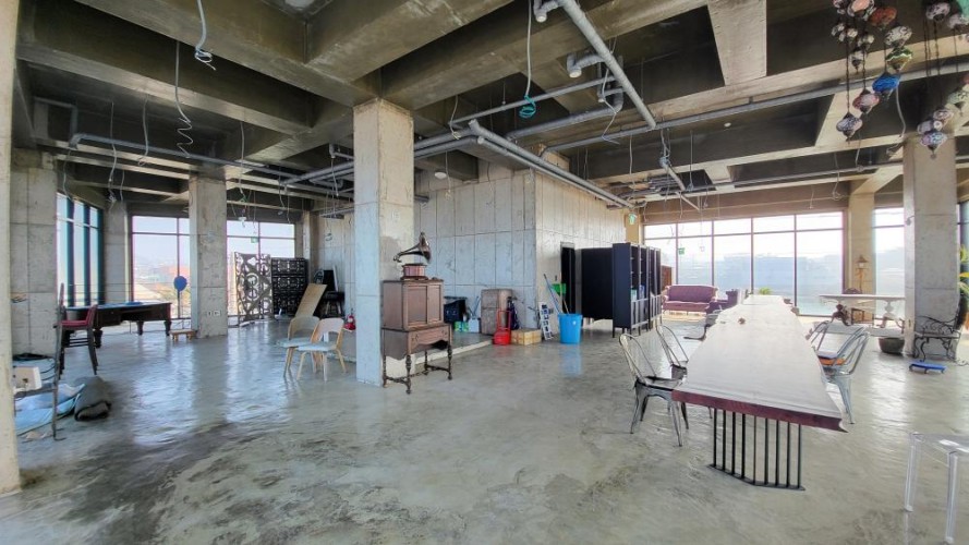 Exclusive Oceanfront Mixed-Use Building for Sale in Jeju, South Korea